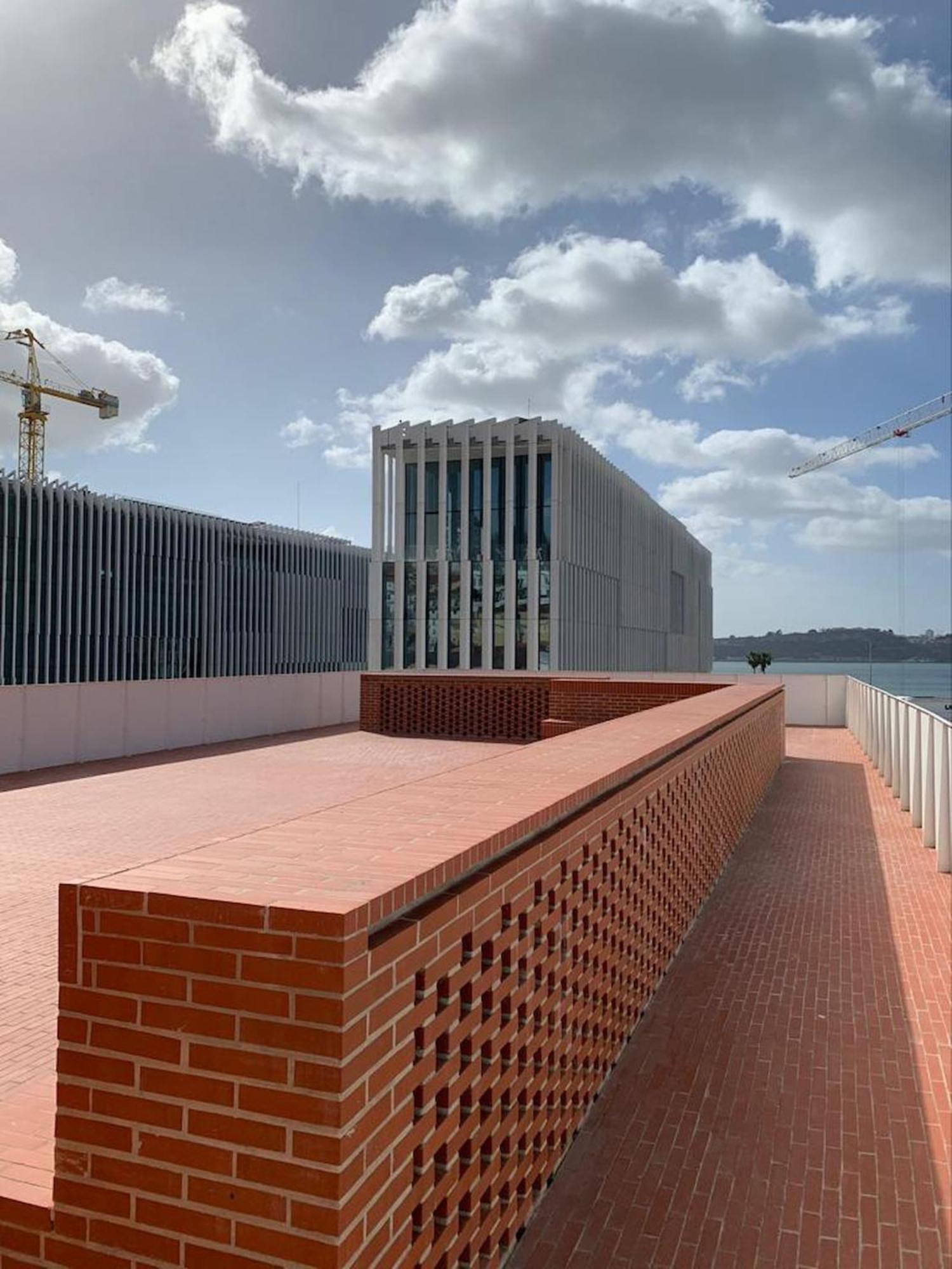Wave Of Light In Lisbon By Innkeeper Exterior photo